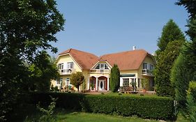 Villa Hedi
